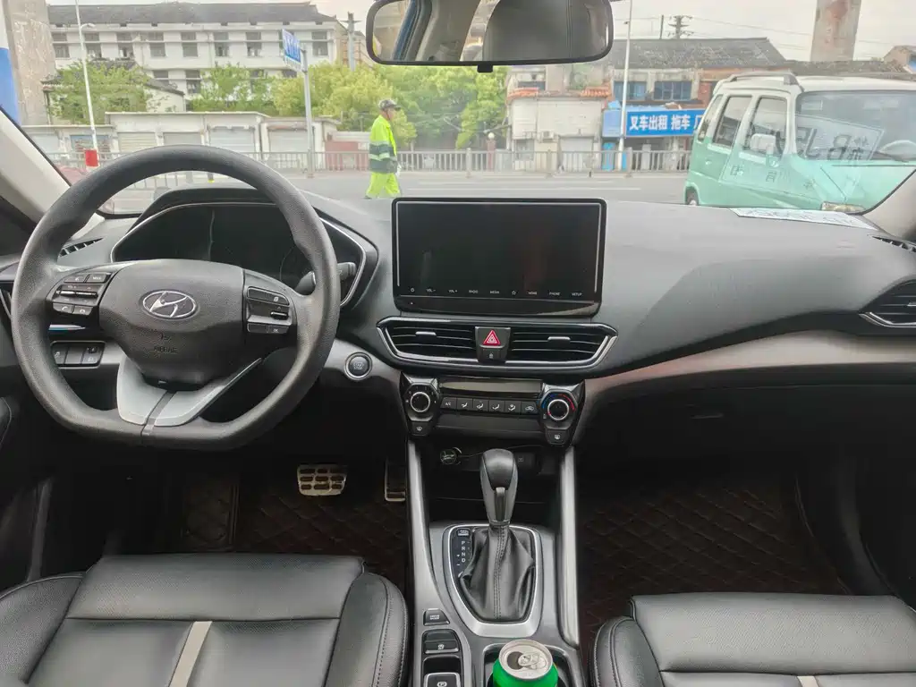 Hyundai LAFESTA 2019 240TGDi Sport Edition China V