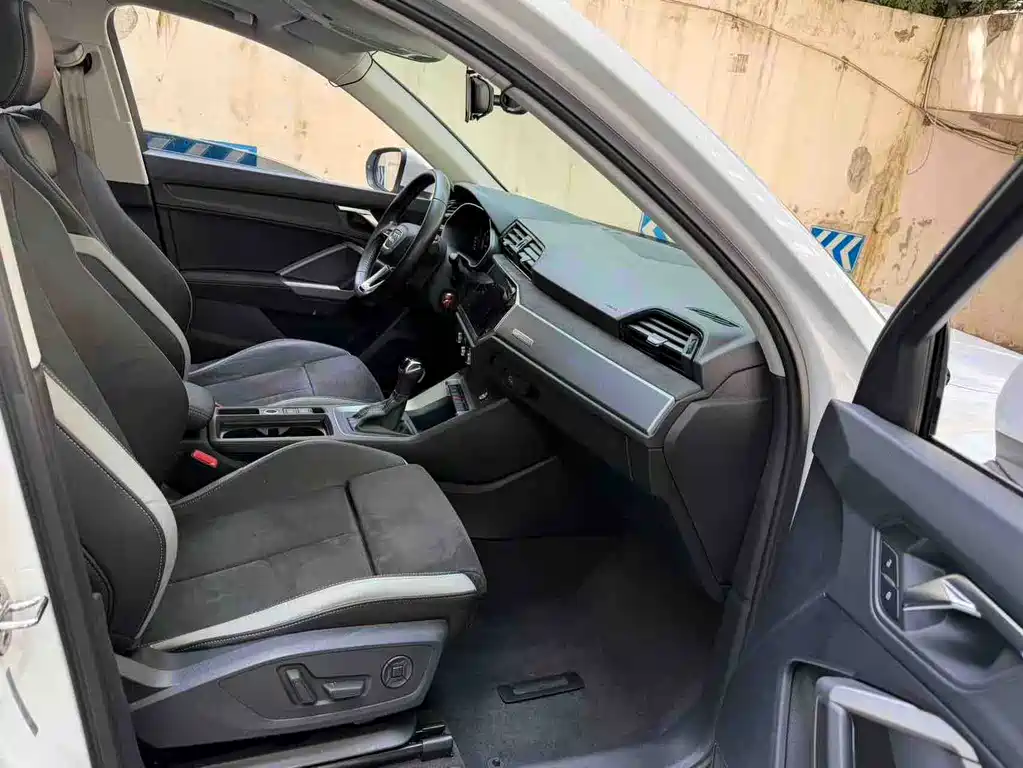 Audi Q3 2020 35 TFSI Progressive Dynamic
