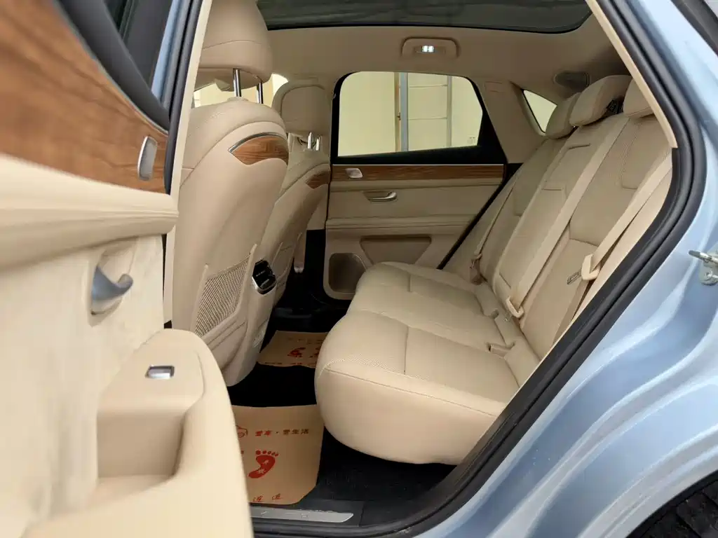 AITO M5 2022 Pure Electric AWD Performance Edition