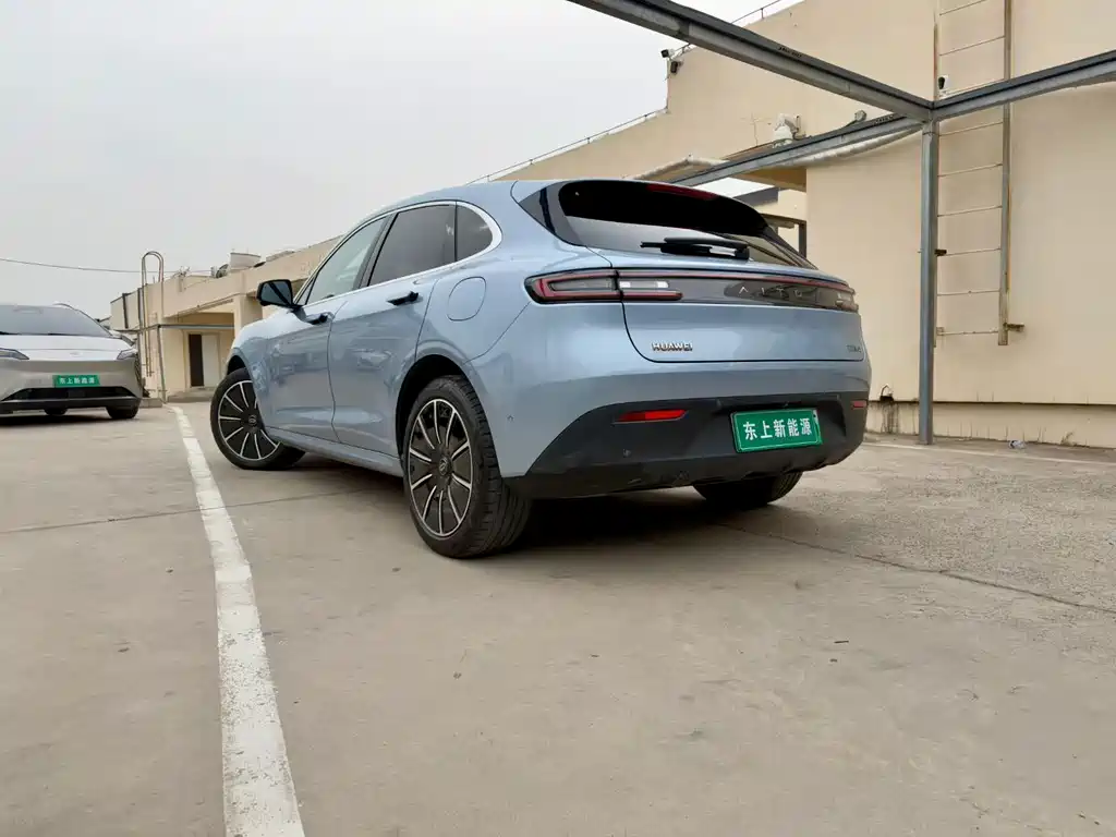 AITO M5 2022 Pure Electric AWD Performance Edition