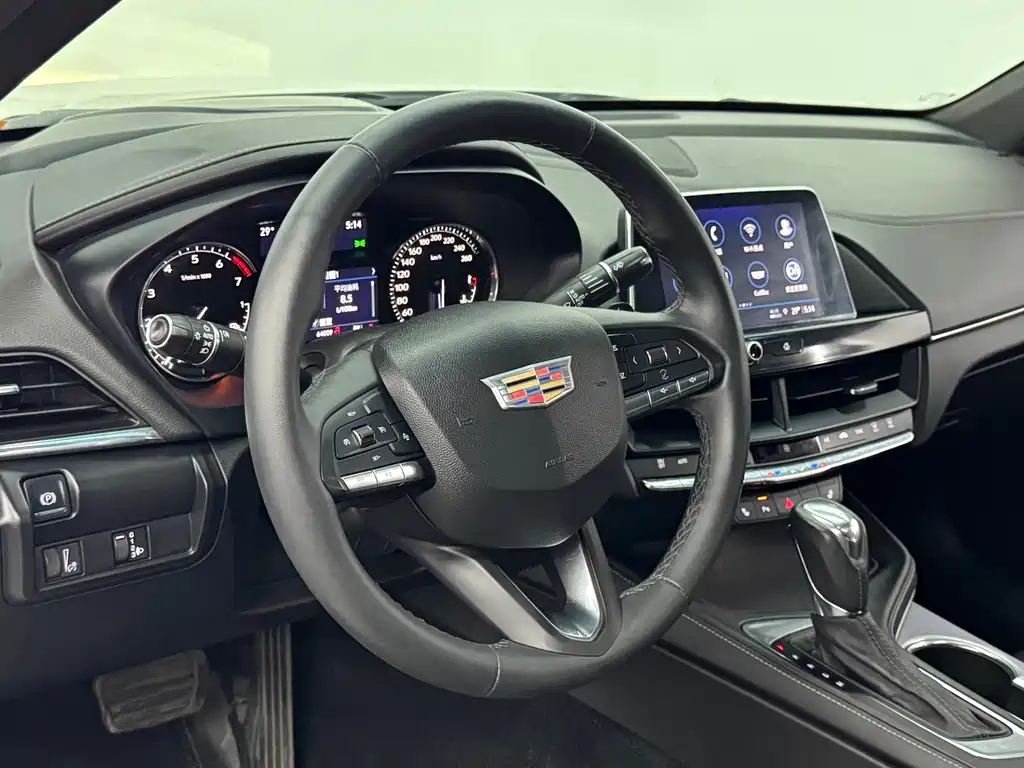 Cadillac CT4 2022 28T Luxury