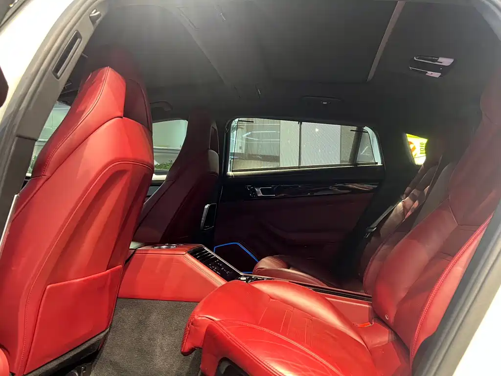 2017 Porsche Panamera 4 Executive LWB 3.0T