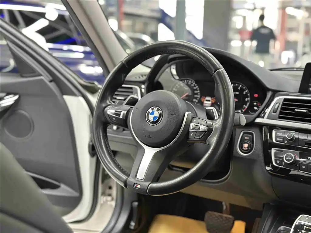 BMW 3 Series 2019 320Li M Sport Package