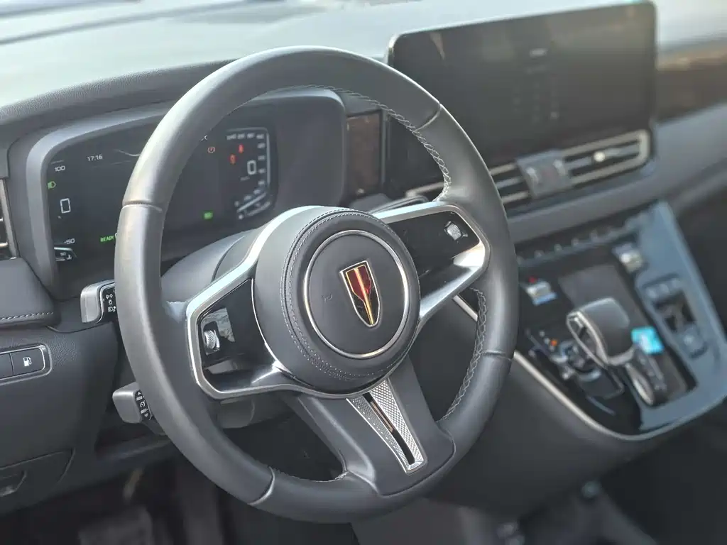 Hongqi HQ9 PHEV 2024 2.0T AWD Luxury Edition