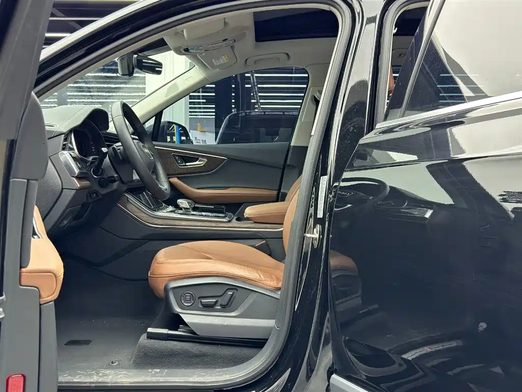 Audi Q7 55 TFSI quattro S line