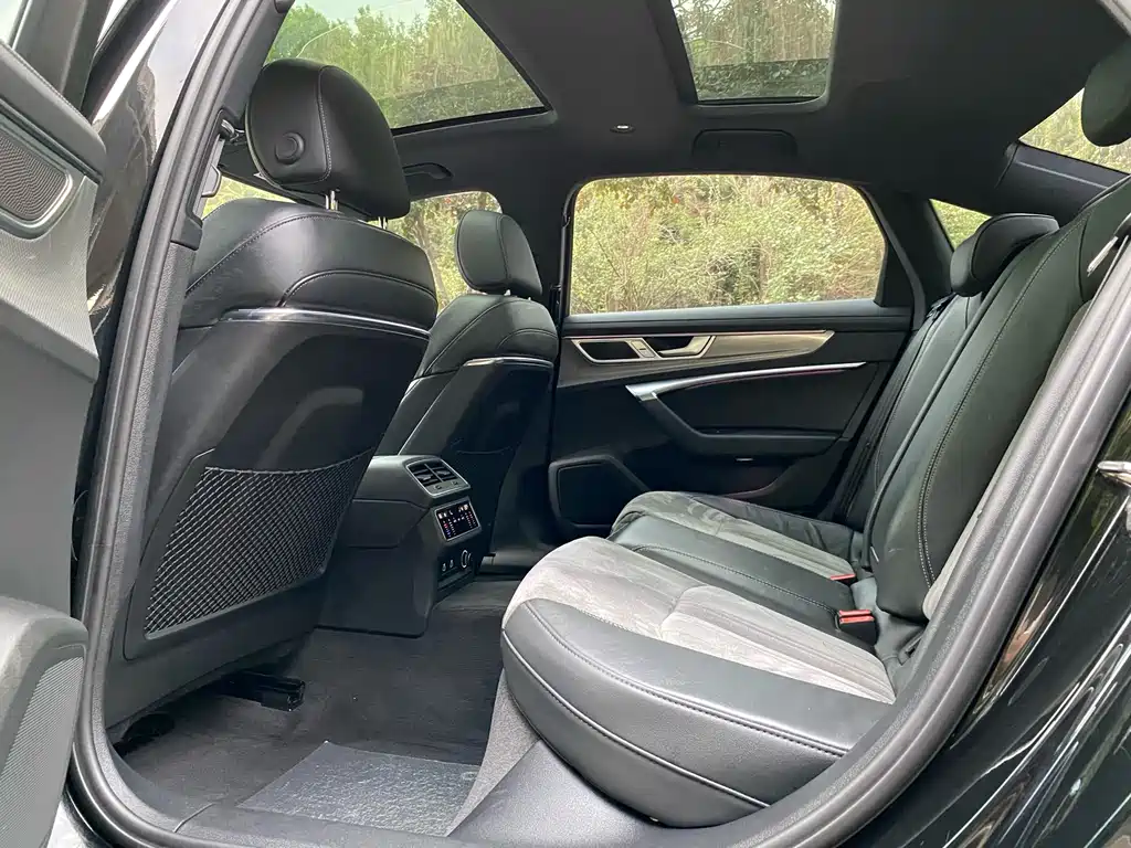 Audi A6L 2024 45 TFSI臻选动感型