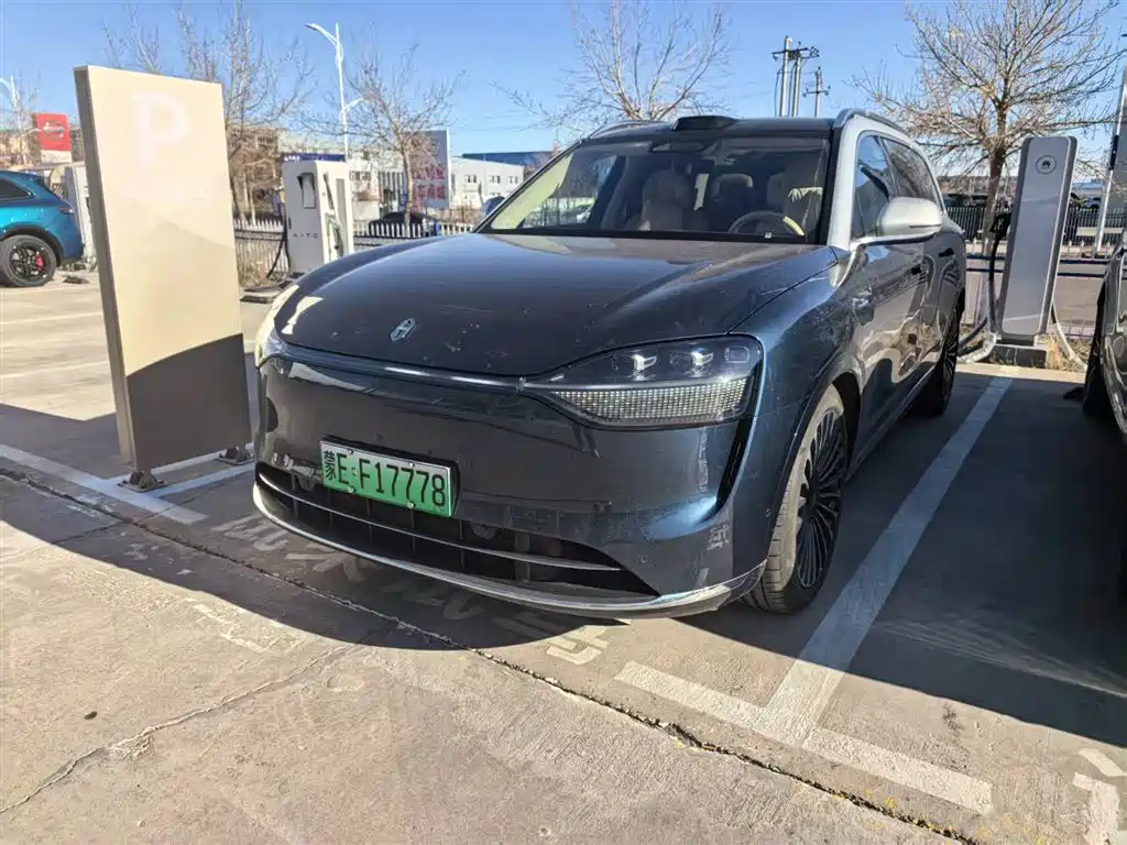 AITO M9 2025 EREV Ultra 52kWh 6-Seater (192-Line LiDAR)