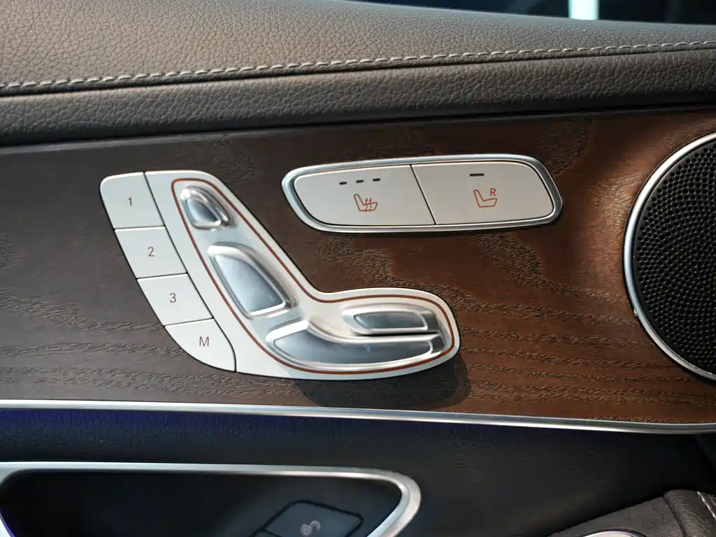 Mercedes-Benz GLC 260 L 4MATIC Luxury 2021