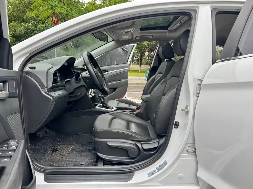 Hyundai Elantra 2020 1.5L CVT Zhixuan Elite