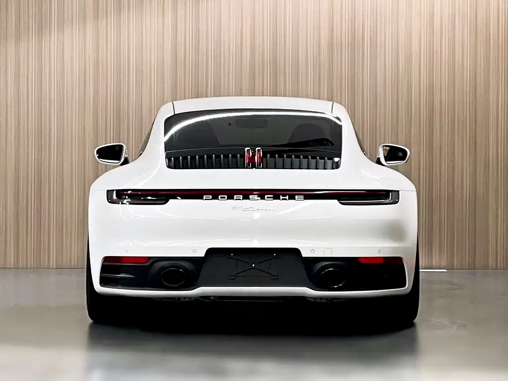 Porsche 911 2023 Carrera 3.0T