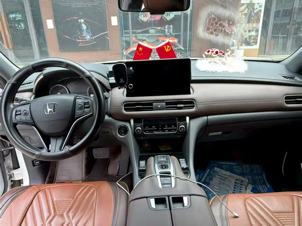Honda UR-V 2023 370TURBO 2WD Zunya Edition