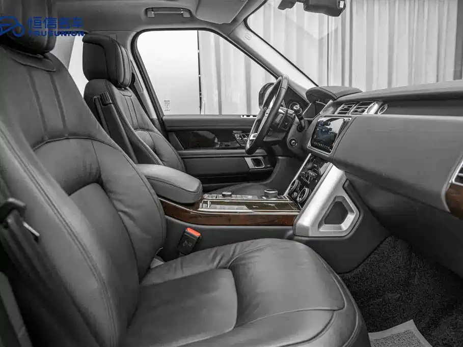 Range Rover 2021 3.0 L6 Vogue Edition