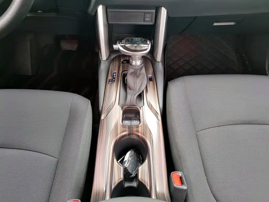 Corolla Cross 2024 2.0L Pioneer Edition