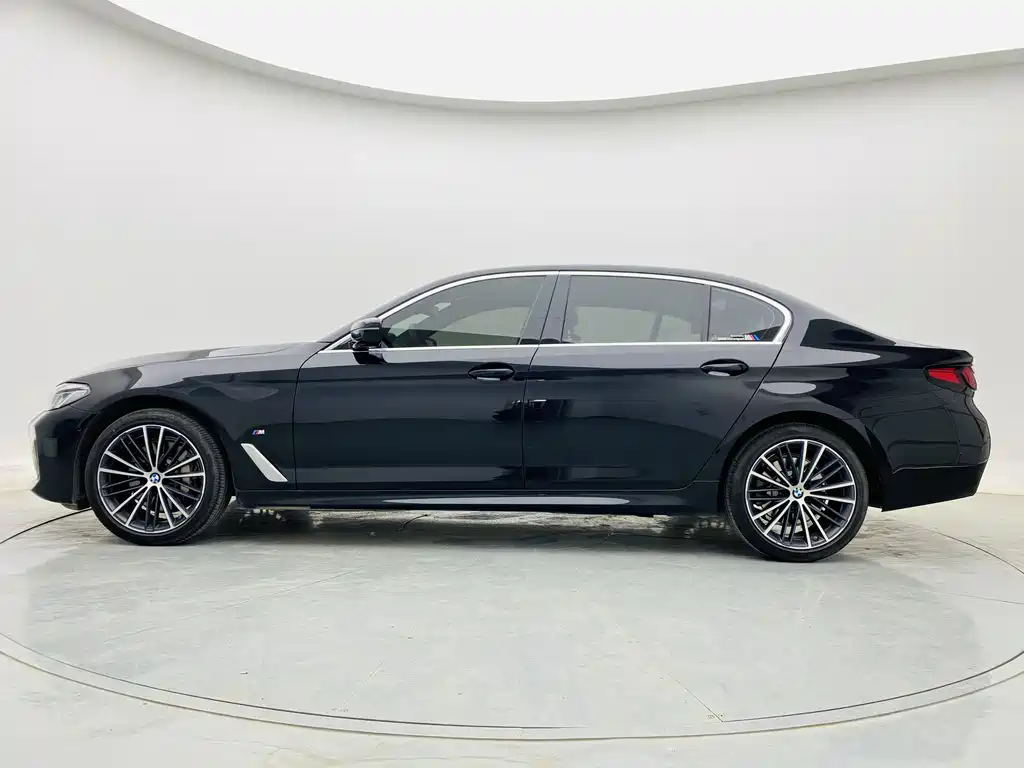 BMW 5 Series 2023 530Li Leading Edition M Sport Package