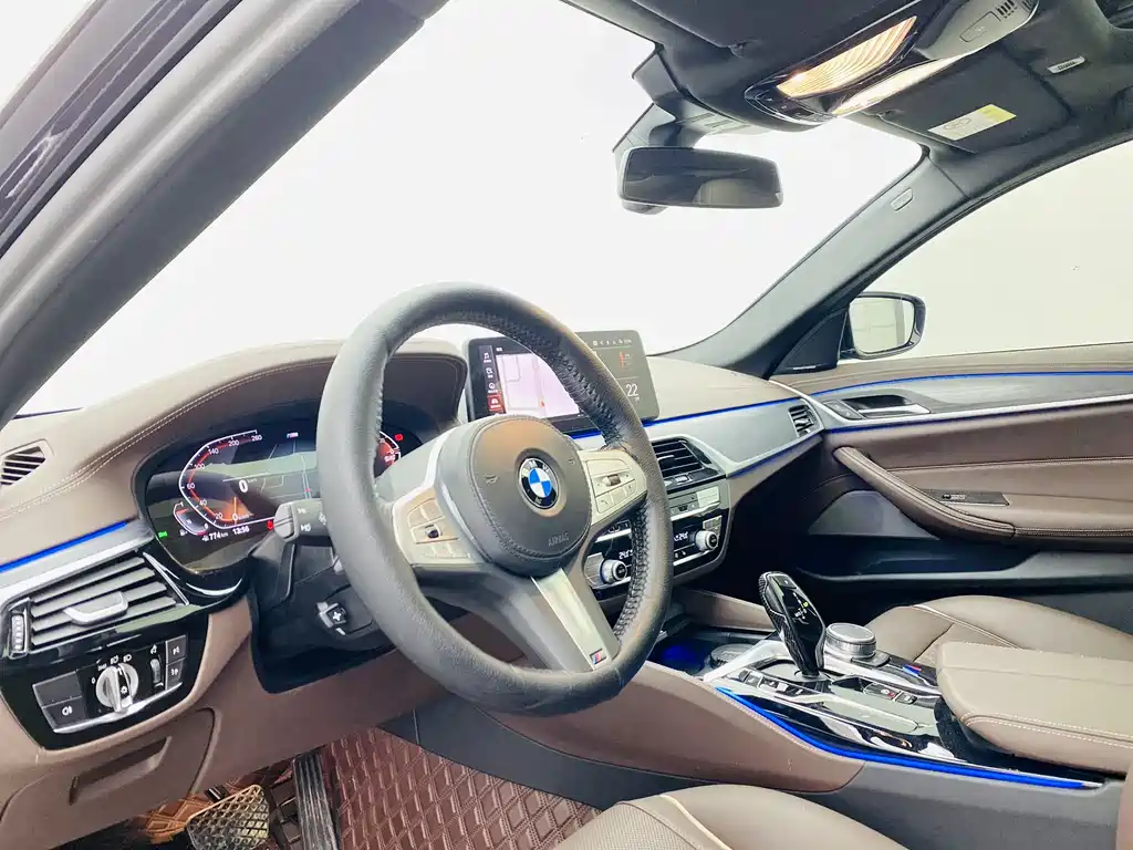 BMW 5 Series 2023 530Li Leading Edition M Sport Package