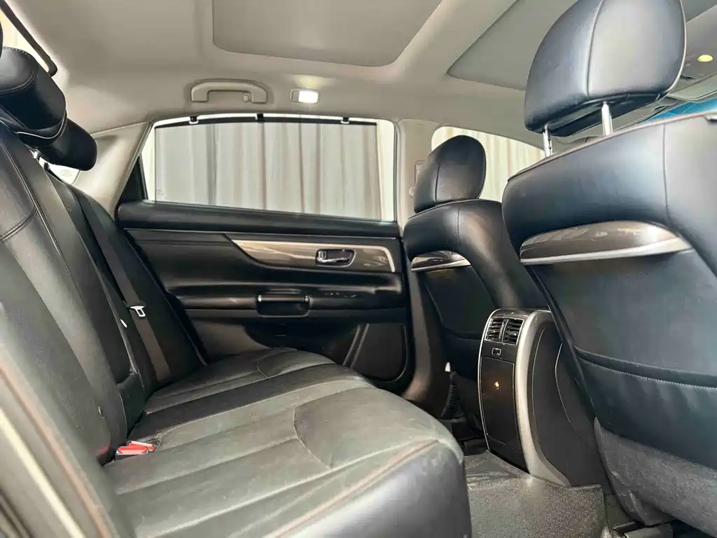 Nissan Teana 2015 Duke 2.5L XV Champions Edition