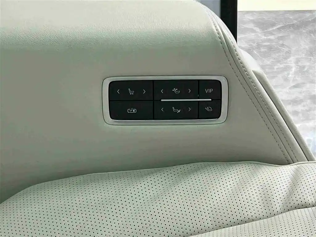 Buick Century 2025 2.0T 6-Seat Yunshi Edition