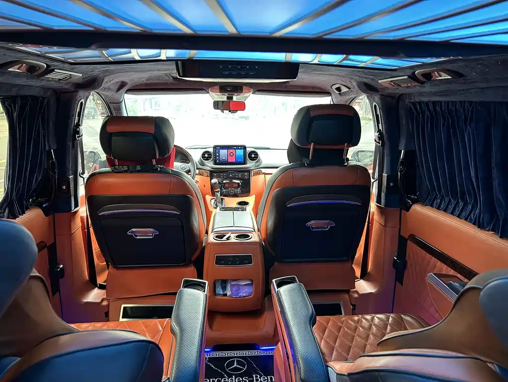 Mercedes-Benz Viano 2013 3.0L Navigator Edition