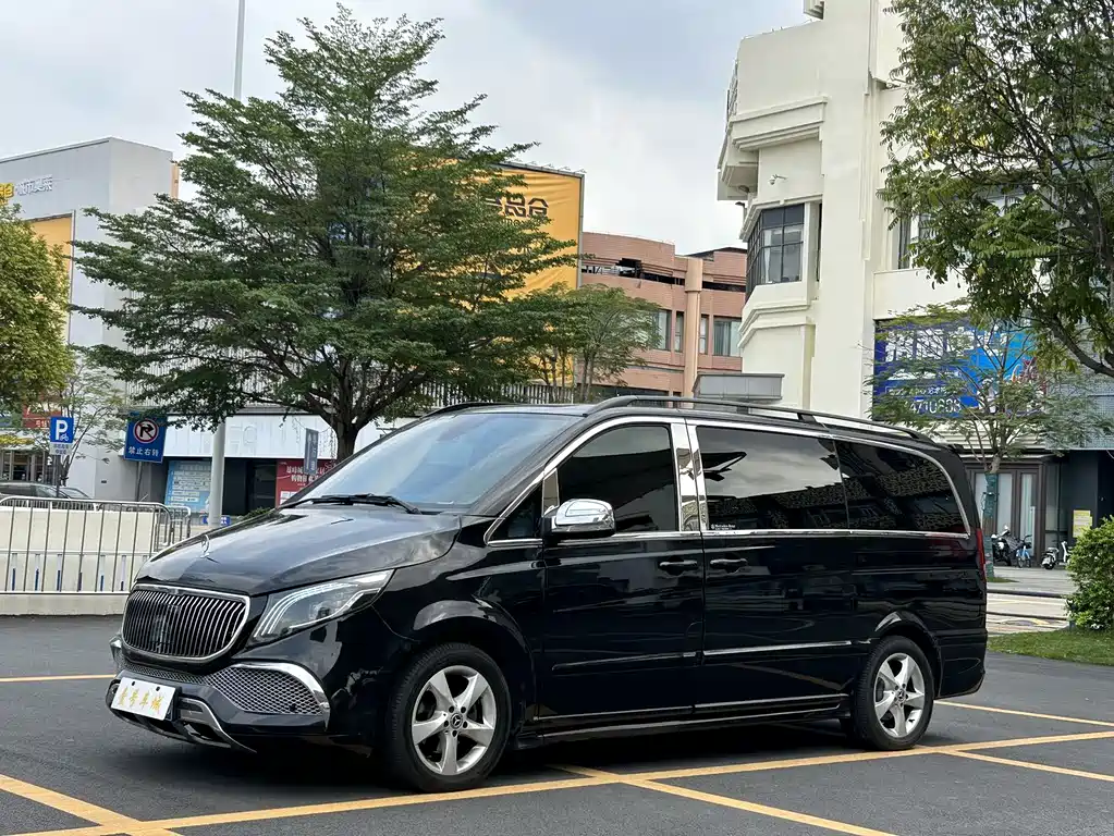 Mercedes-Benz Viano 2013 3.0L Navigator Edition