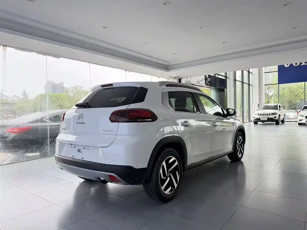 Citroën C3-XR 2015 1.6L Manual Pioneer