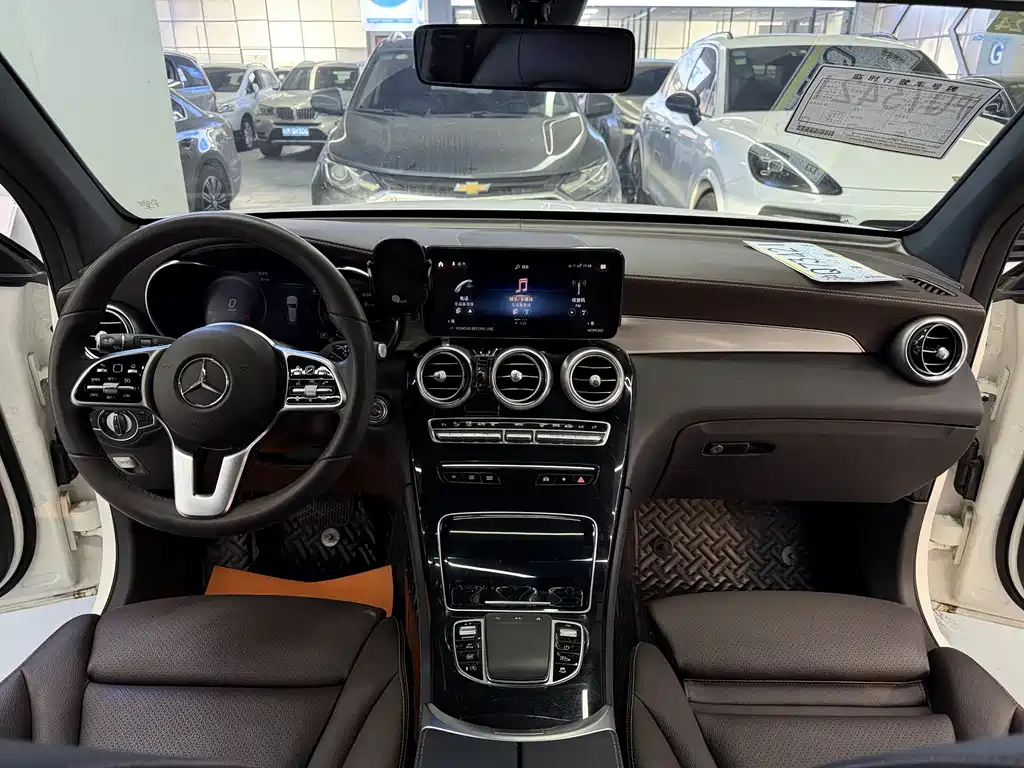 Mercedes-Benz GLC 2022 Facelift GLC 260 L 4MATIC Dynamic