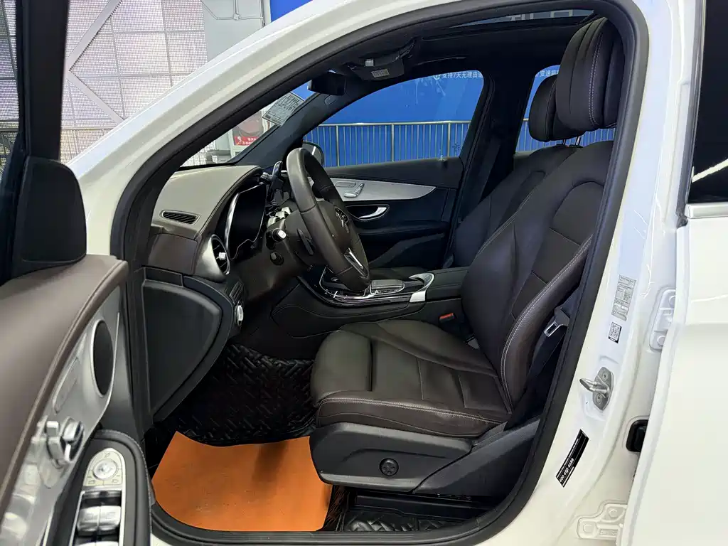 Mercedes-Benz GLC 2022 Facelift GLC 260 L 4MATIC Dynamic