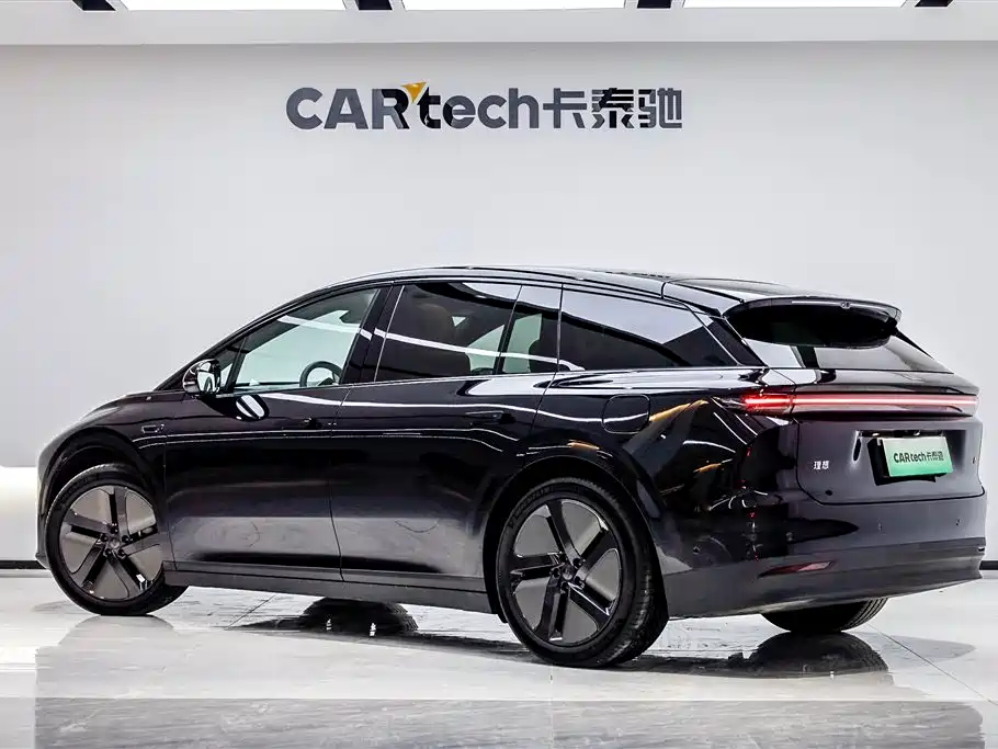 Li Auto i6 2025 AWD Standard Edition