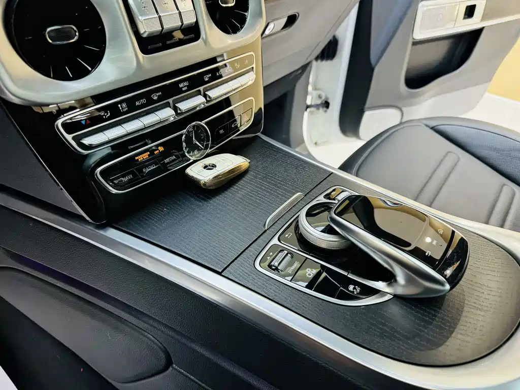 Mercedes-Benz G-Class 2020 G 350