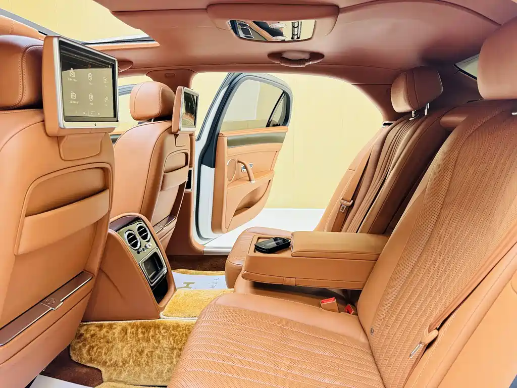 Bentley Flying Spur 2017 4.0T V8 Standard Edition