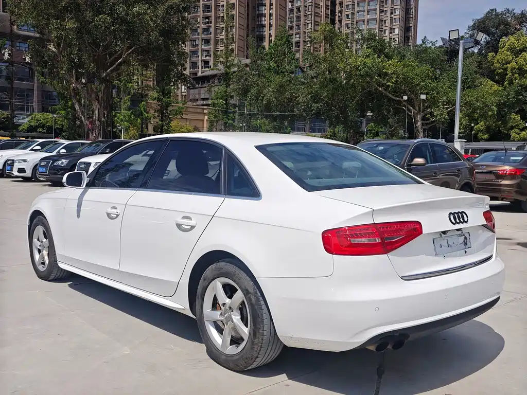Audi A4L 2013 35 TFSI Automatic Standard