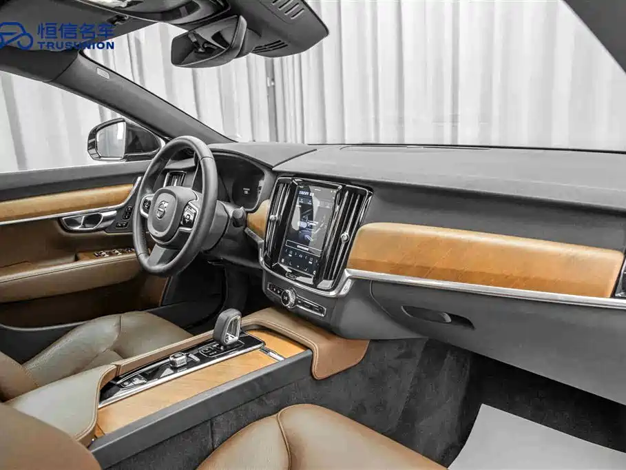 Volvo S90 2024 B5 Inscription