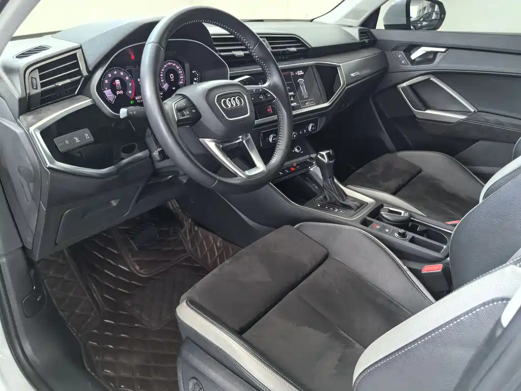 Audi Q3 2020 35 TFSI Entry Dynamic