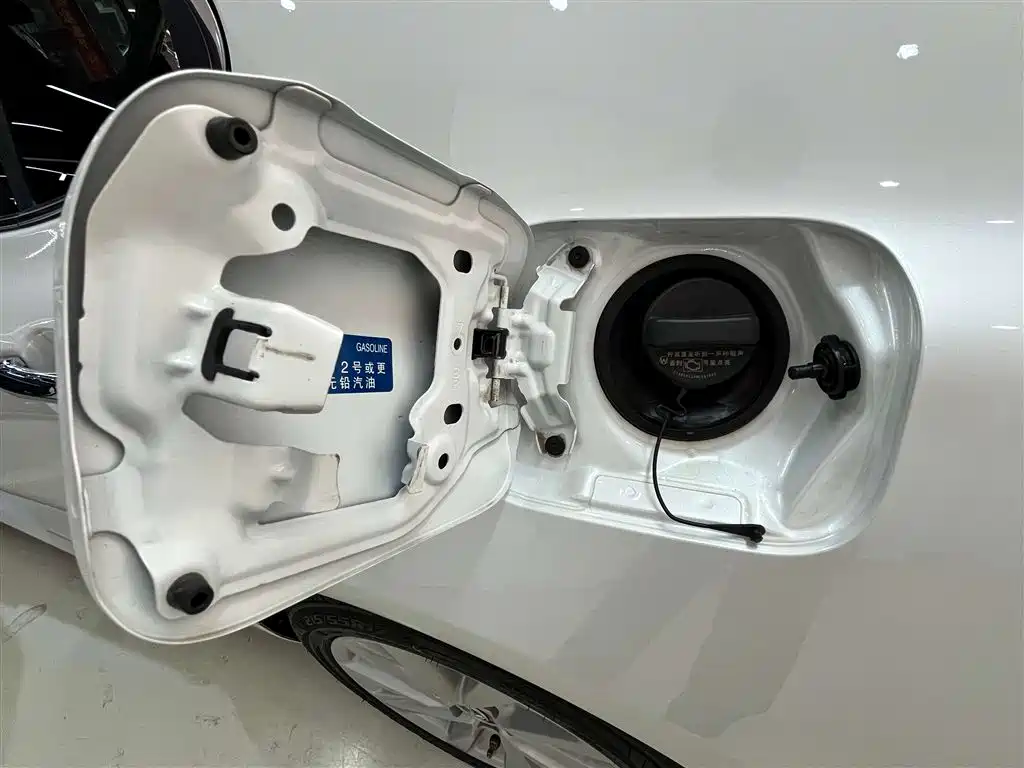2021 Toyota Camry 2.0G Luxury Edition