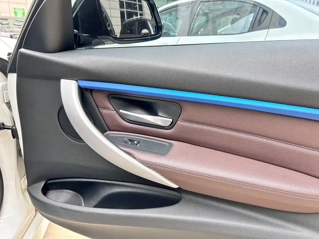 BMW 3 Series 2019 320i M Sport Package