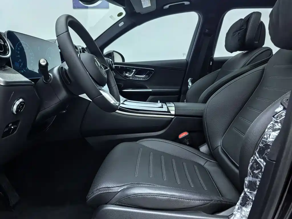 Mercedes-Benz GLC 260 L 4MATIC Dynamic 7-Seater 2024