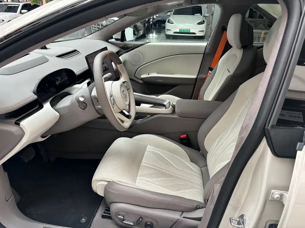 Zeekr 007GT 2025 RWD Intelligent Driving Edition 75kWh