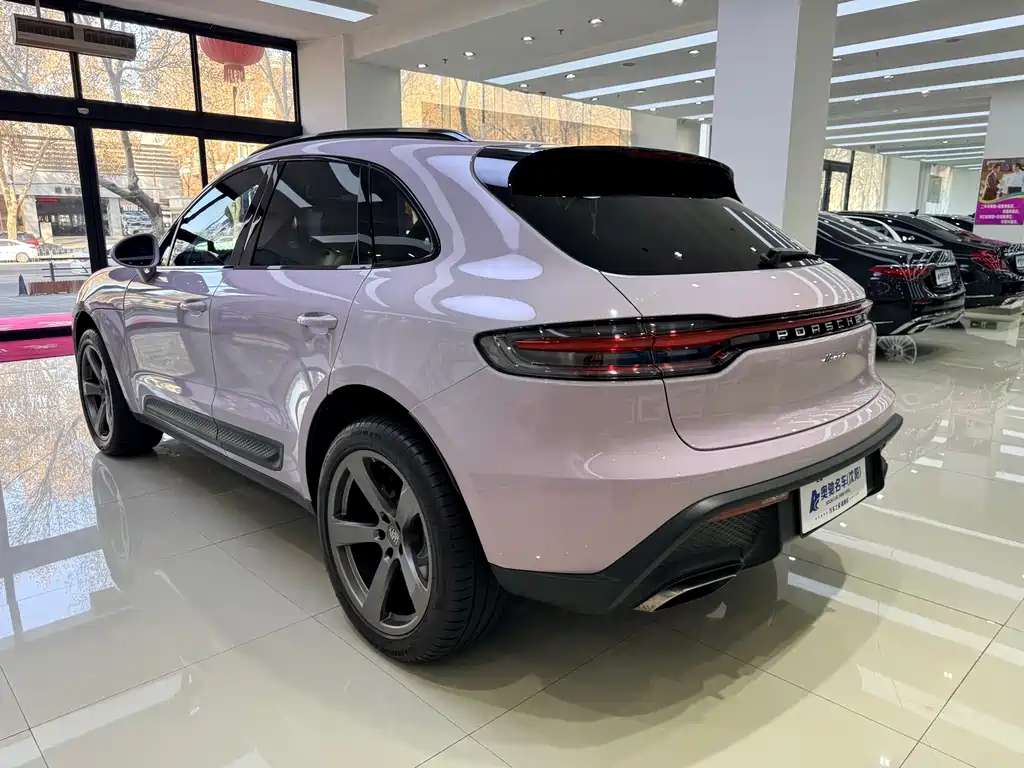 2025 Porsche Macan 2.0T Dream Edition