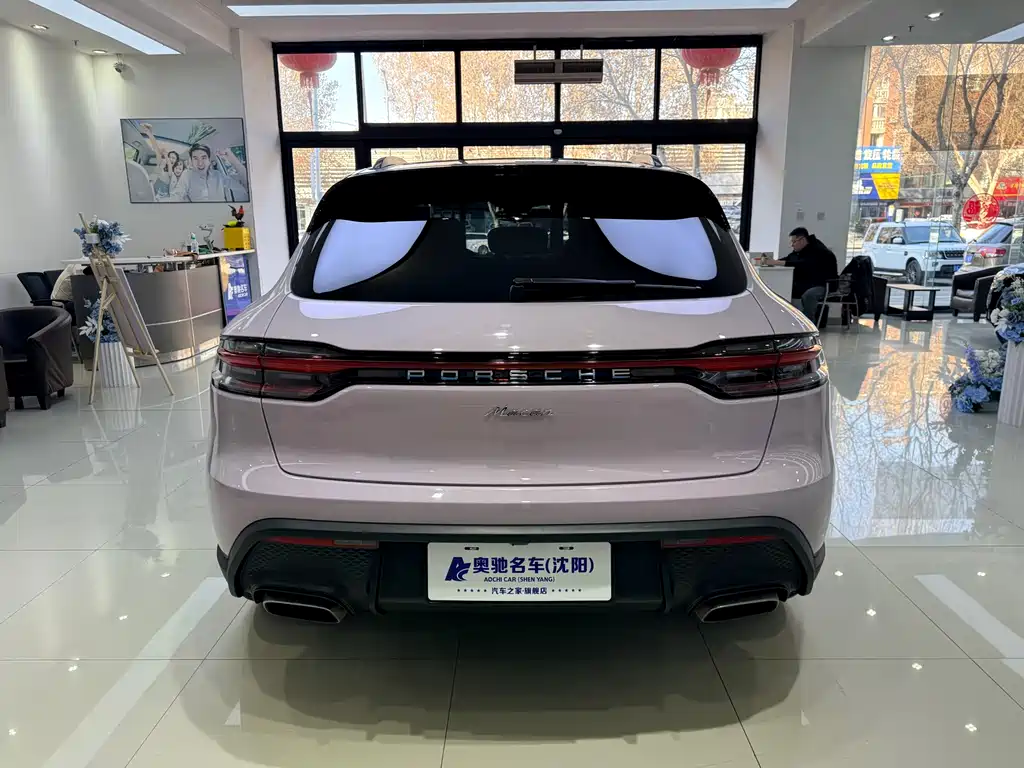 2025 Porsche Macan 2.0T Dream Edition
