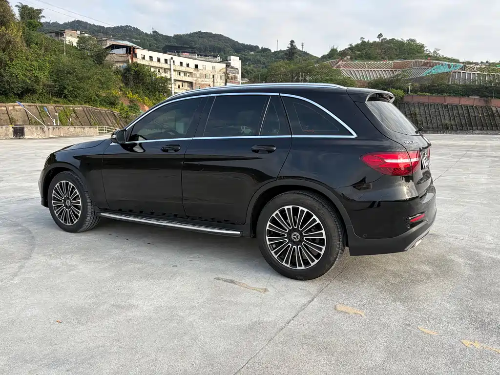 Mercedes-Benz GLC 260 4MATIC