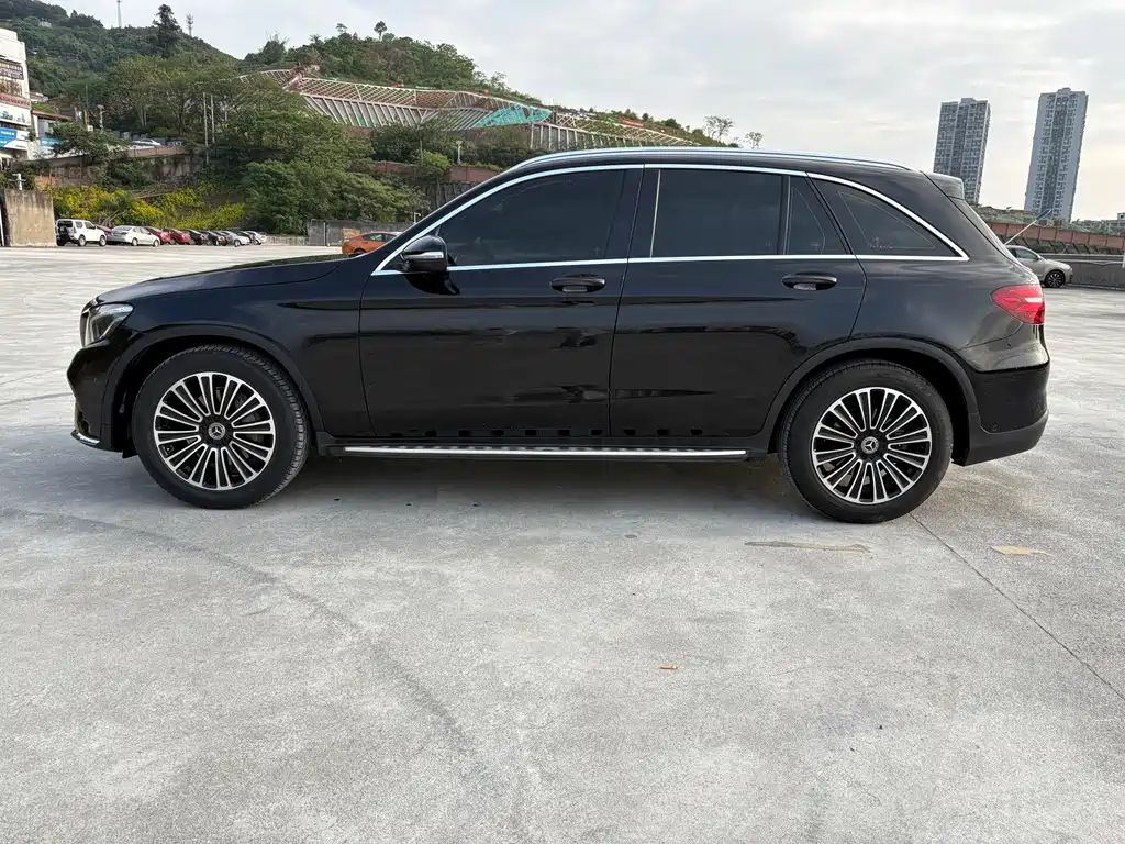 Mercedes-Benz GLC 260 4MATIC
