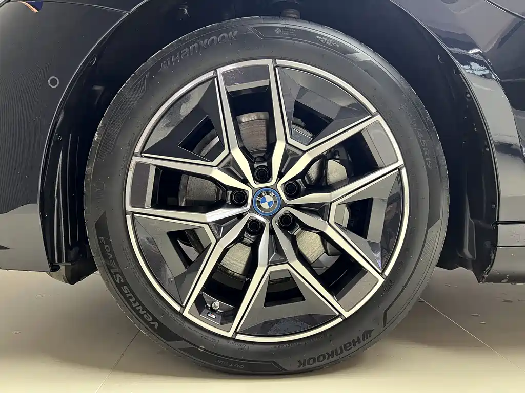 BMW i5 2025 eDrive 40L M Sport Package