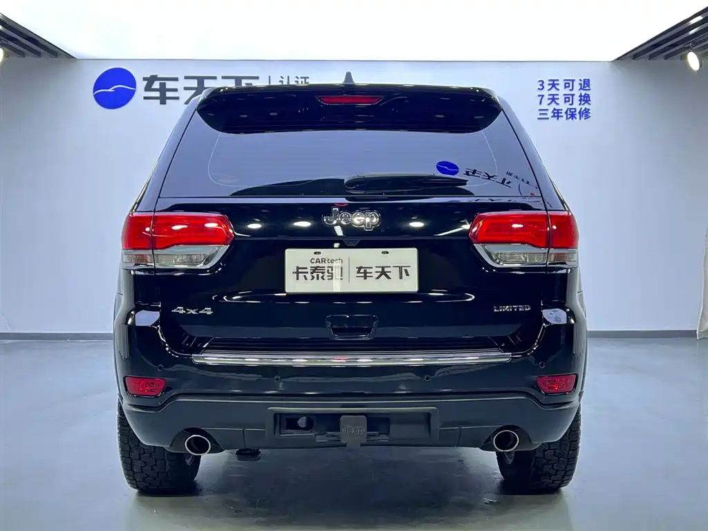 Jeep Grand Cherokee 2017 3.6L Elite Navigation Edition