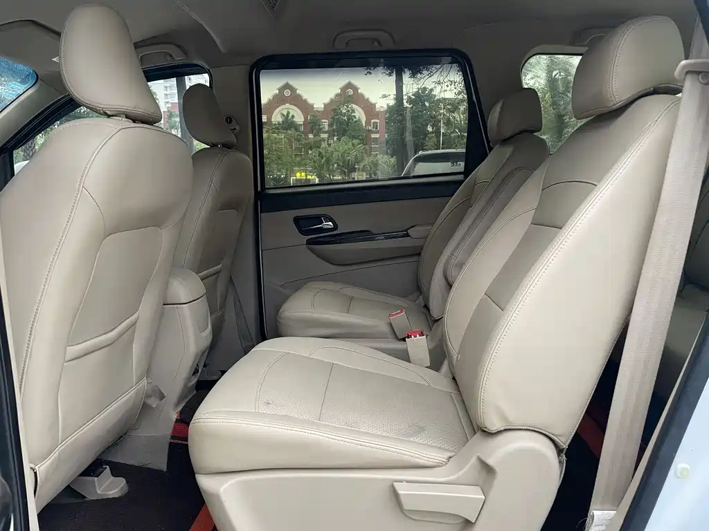 Wuling Hongguang 2015 1.5L S1 Comfort National V