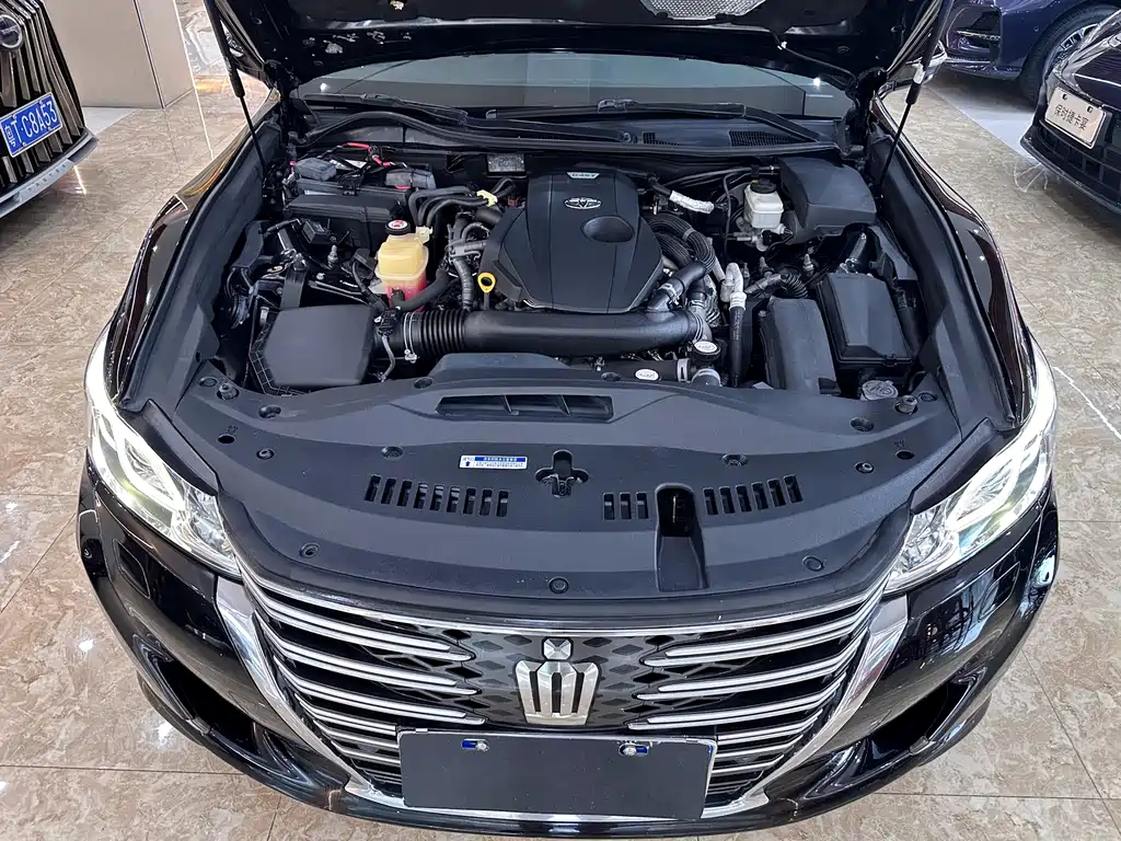 Toyota Crown 2015 2.0T Fashion Edition