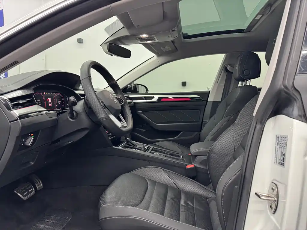 FAW-Volkswagen CC 2023 380TSI Dazzling Edition