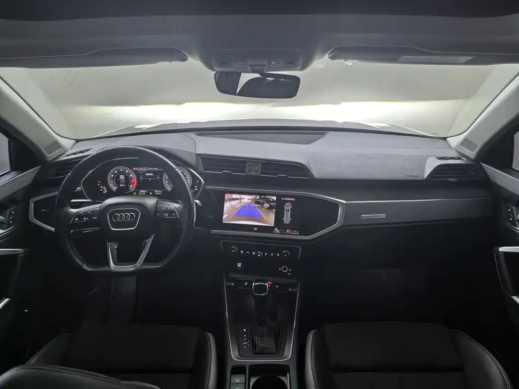 Audi Q3 2022 35 TFSI Fashion Dynamic