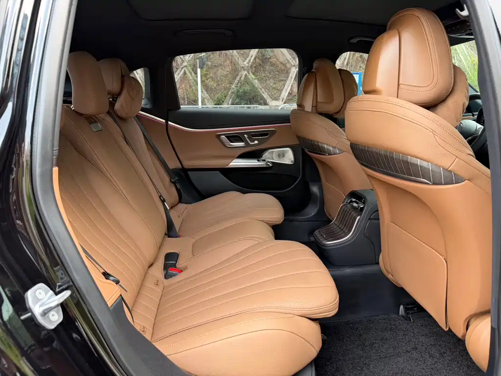 Mercedes-Benz E-Class 2024 E 300 L Luxury Edition