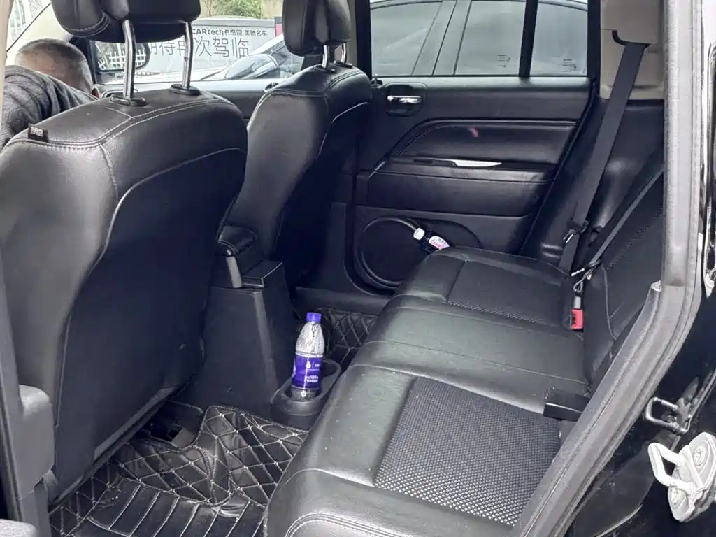 2014 Jeep Compass (Import) 2.4L AWD Comfort Edition
