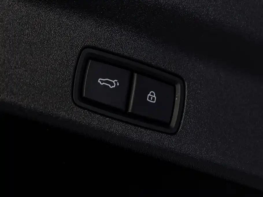 Li Auto L8 2025 Max Intelligent Refresh Edition