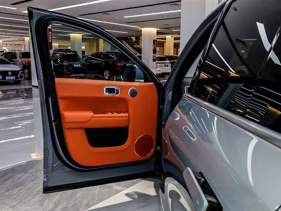 Li Auto L8 2025 Max Intelligent Refresh Edition